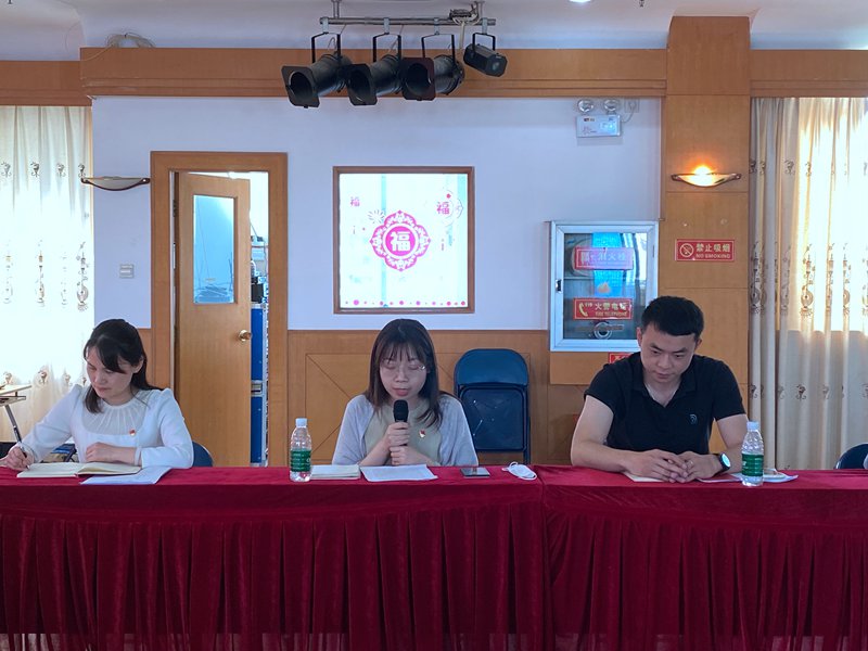 青年代表 发言